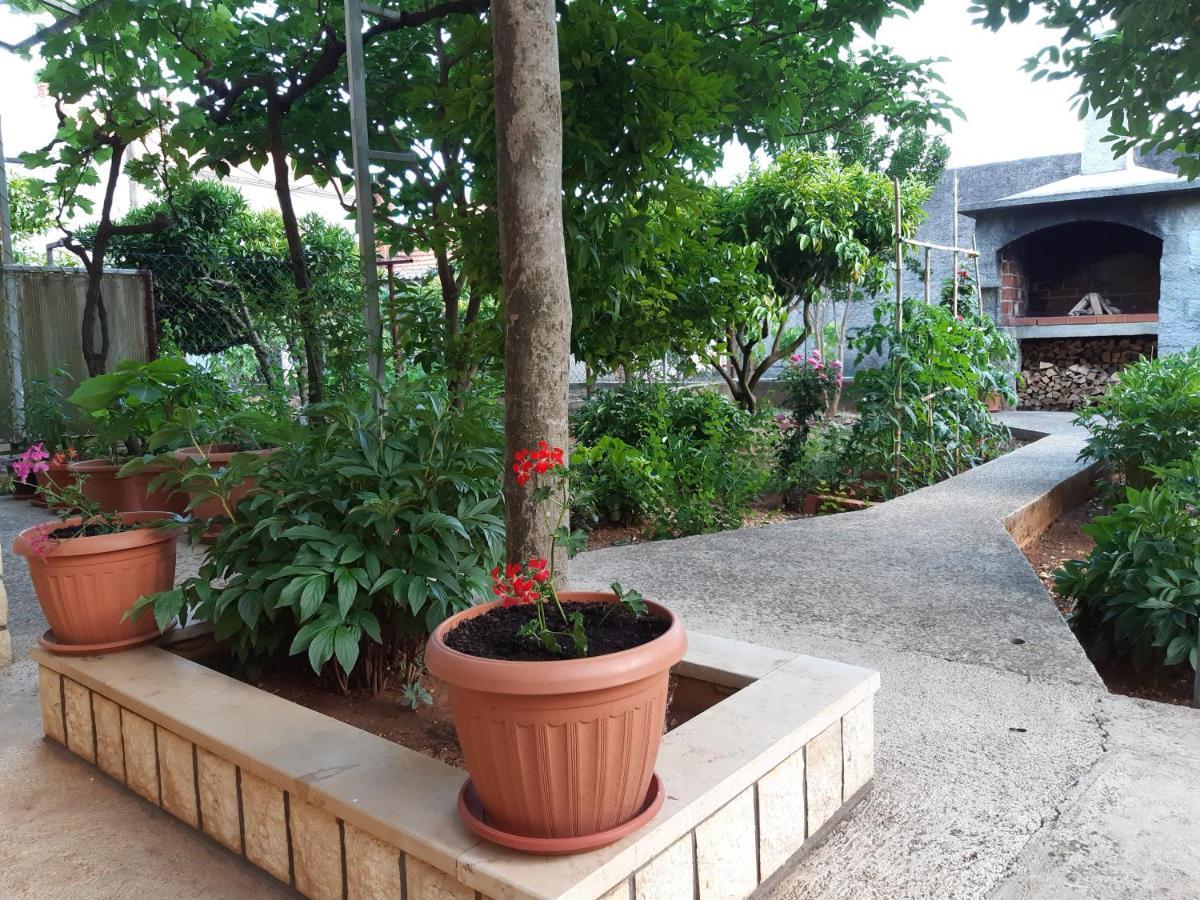 Jardin With Free Cowered Parking * Zadar