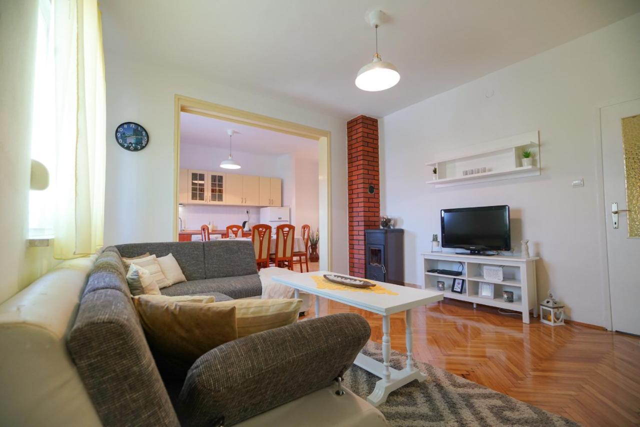 Jardin With Free Cowered Parking * Zadar